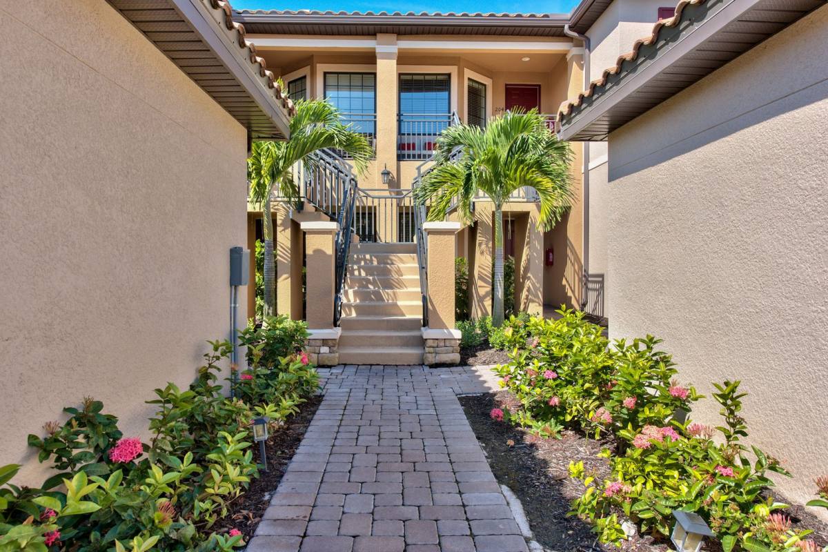 Apartment for rent at 9377 Pocida Court, Naples, FL 34119