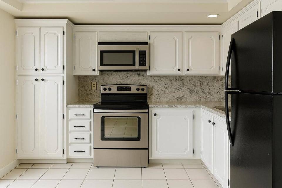 Condo for rent at 3590 Via Poinciana #510, Lake Worth, FL 33467