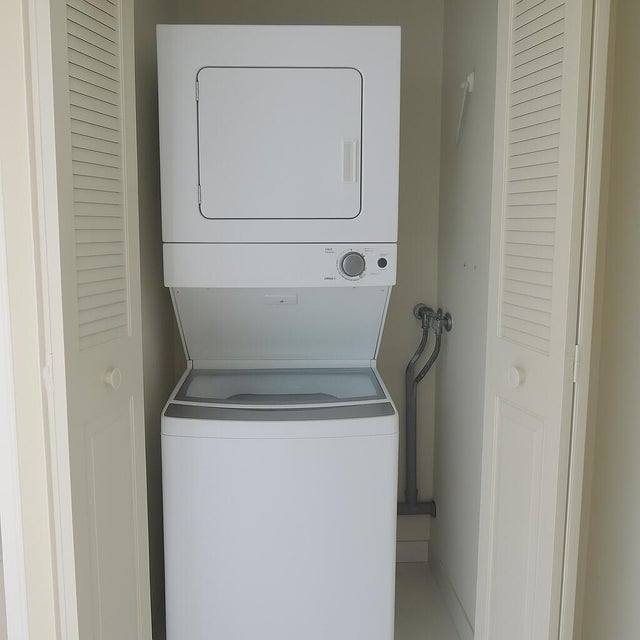 Condo for rent at 3590 Via Poinciana #510, Lake Worth, FL 33467