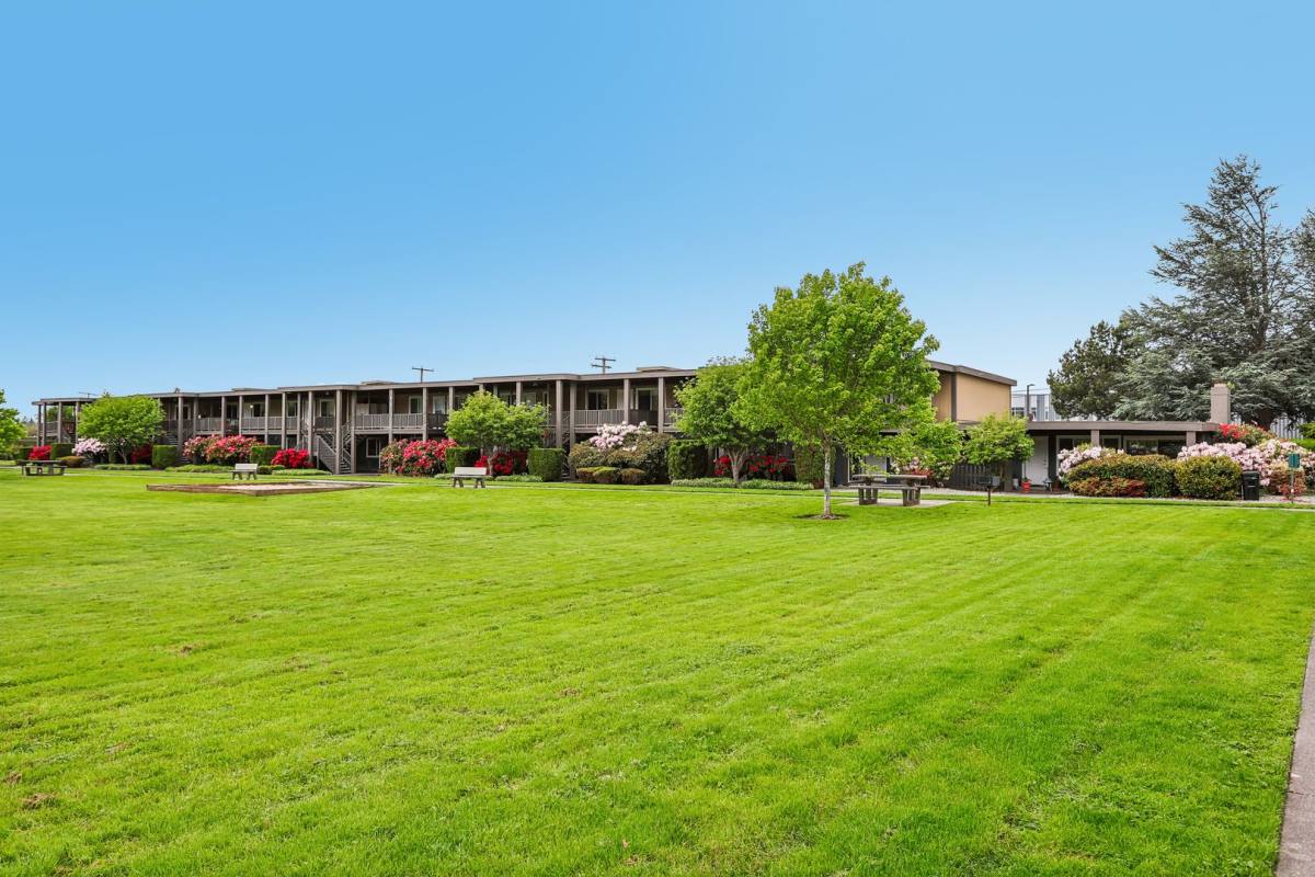Apartment for rent at Verandas, 219 Semanski St S, Enumclaw, WA 98022