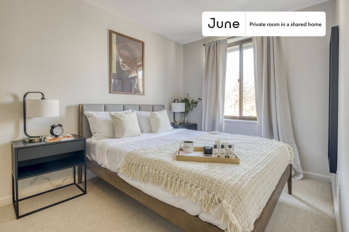 Apartment for rent at 1331 I St NE E, Washington, DC 20002