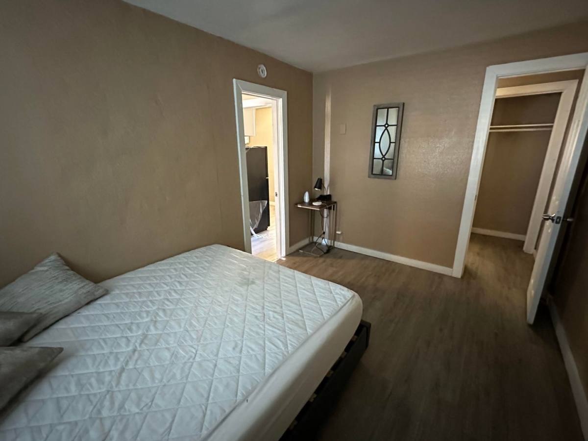 Apartment for rent at 509 W Inyokern Rd 1-2-3-4-5-6-7, Ridgecrest, CA 93555