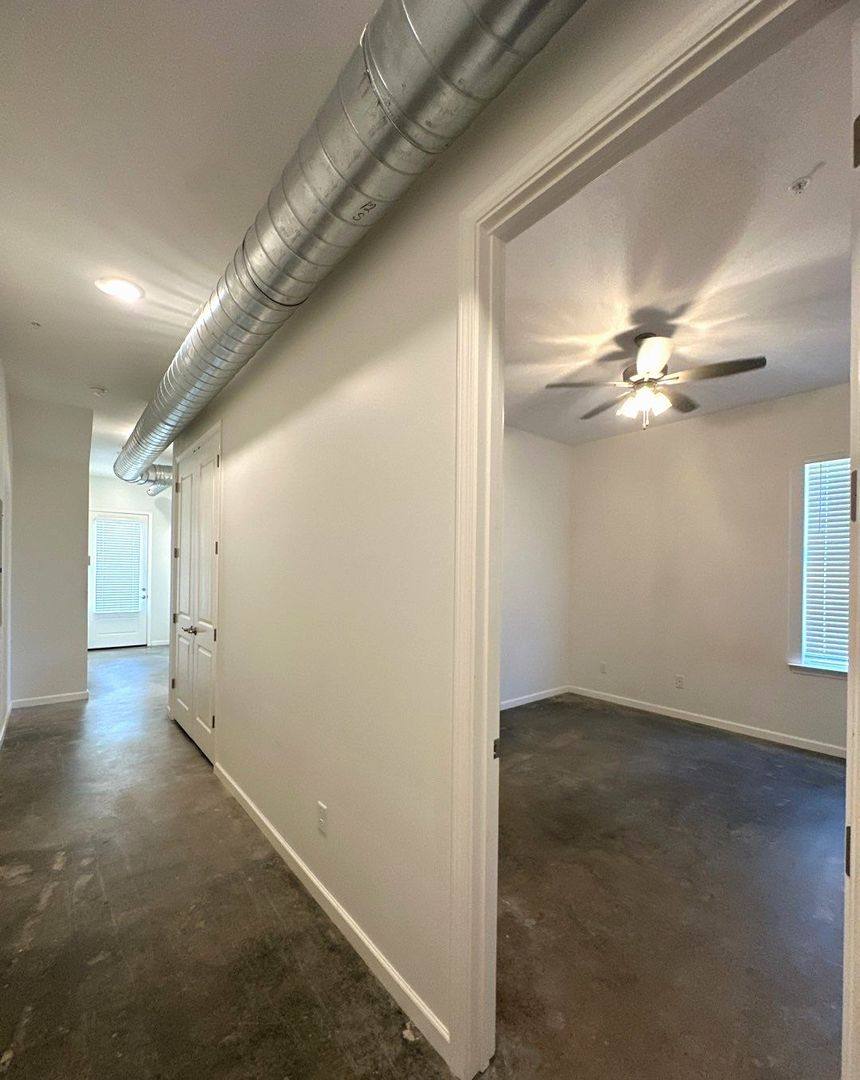 Apartment for rent at 78 N Rembert St, Memphis, TN 38104