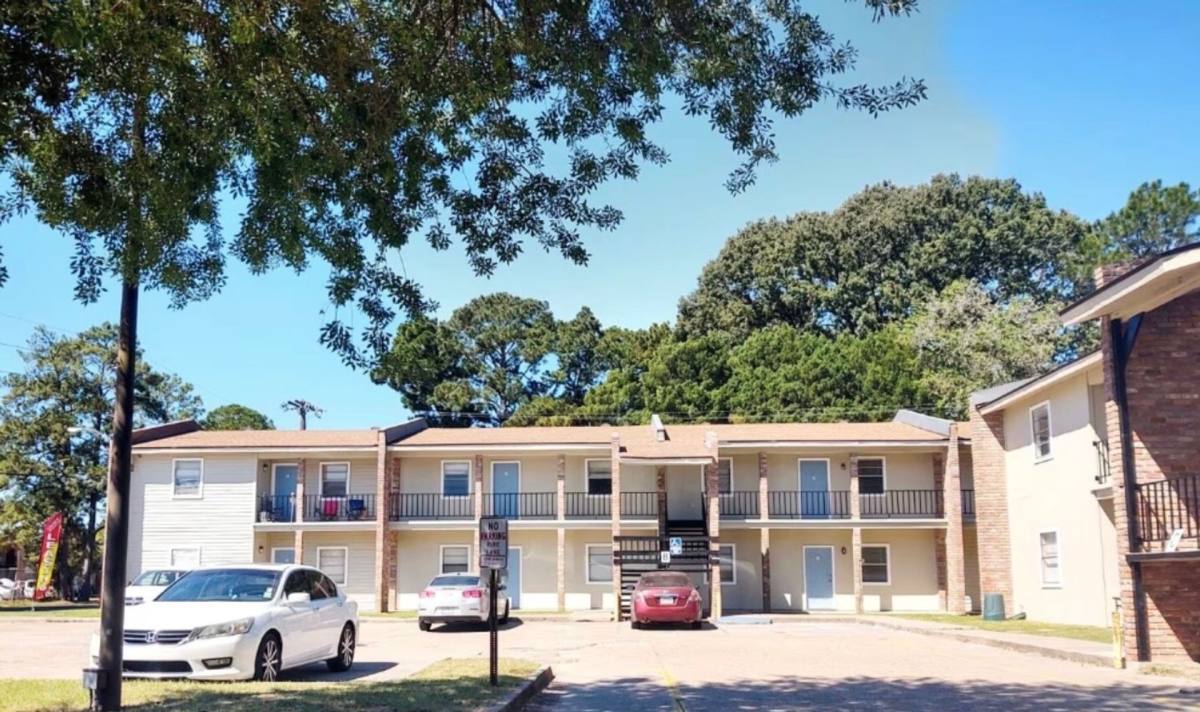 Apartment for rent at 815 Martin Luther King Jr Dr, Lafayette, LA 70501