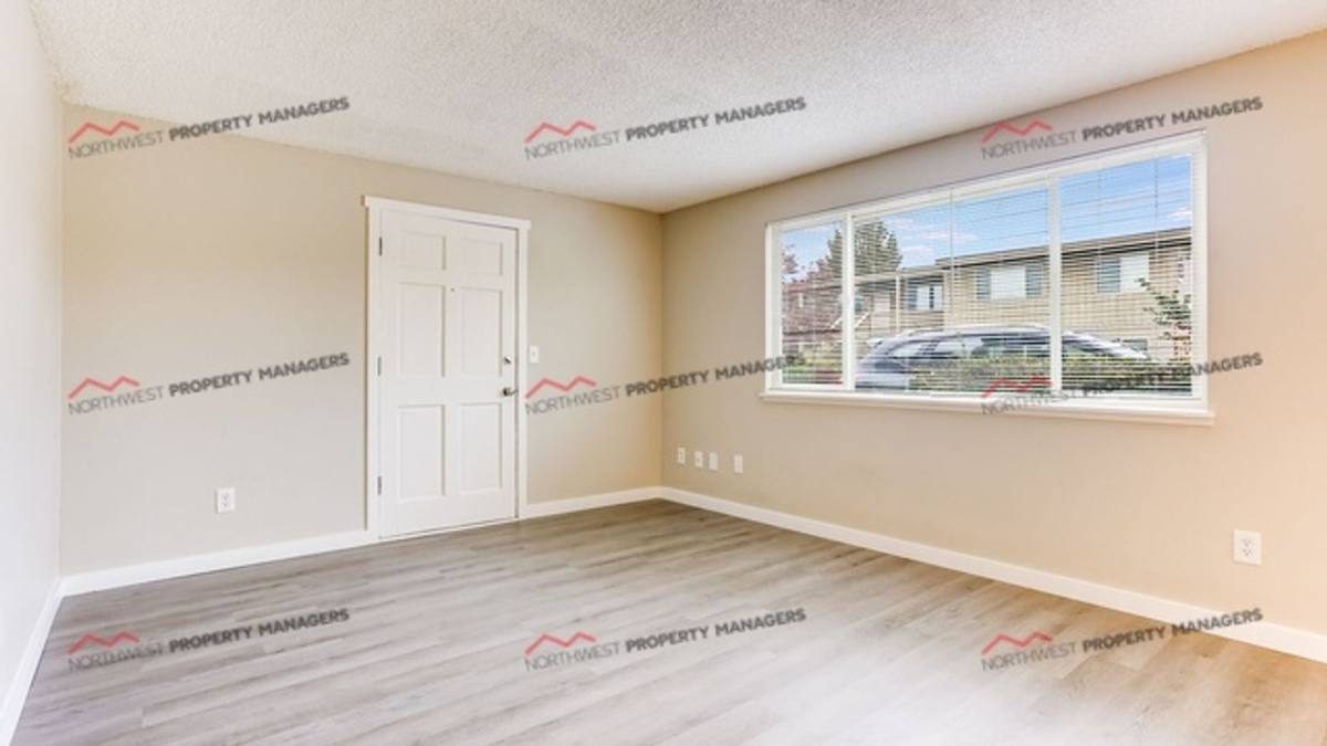 Apartment for rent at Crystal Springs, 120 136th St S, Tacoma, WA 98444
