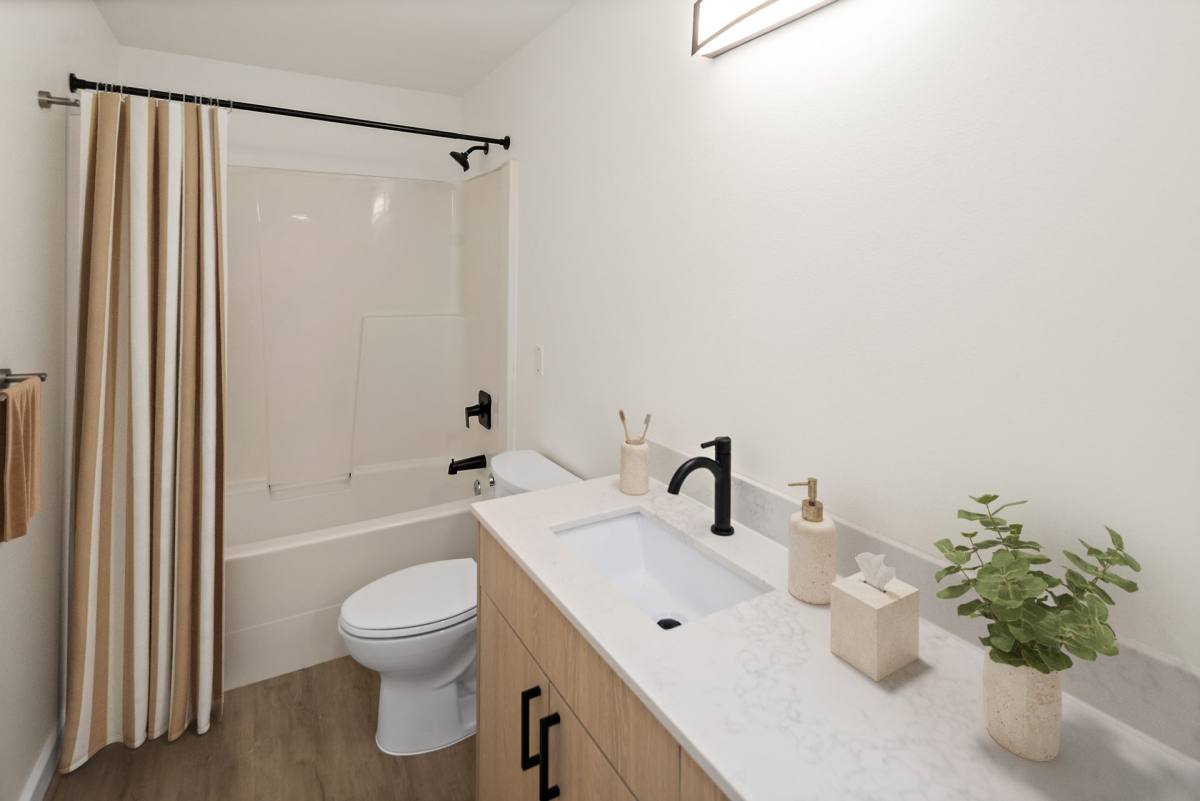 Apartment for rent at 711 N 35th St, Seattle, WA 98103
