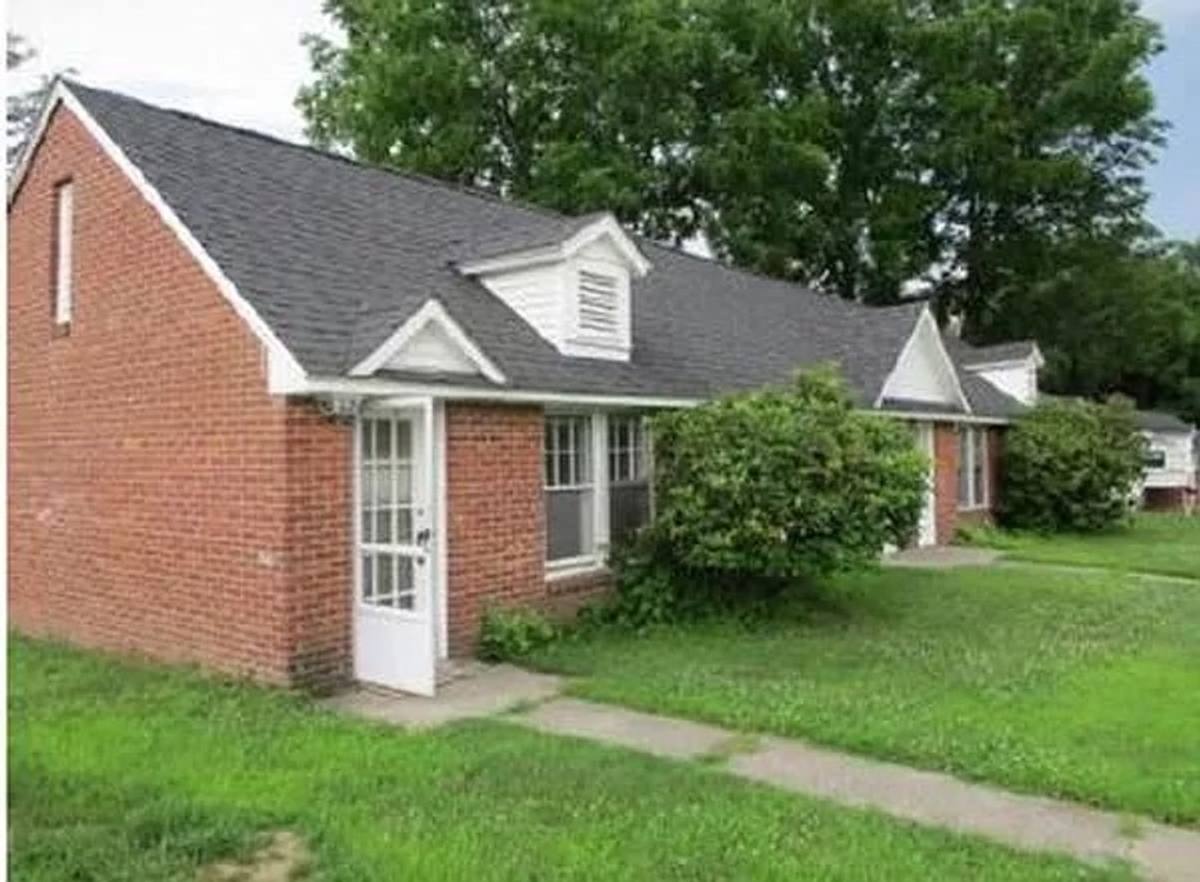 Apartment for rent at 15 Dairy Rd, Lancaster, MA 01523