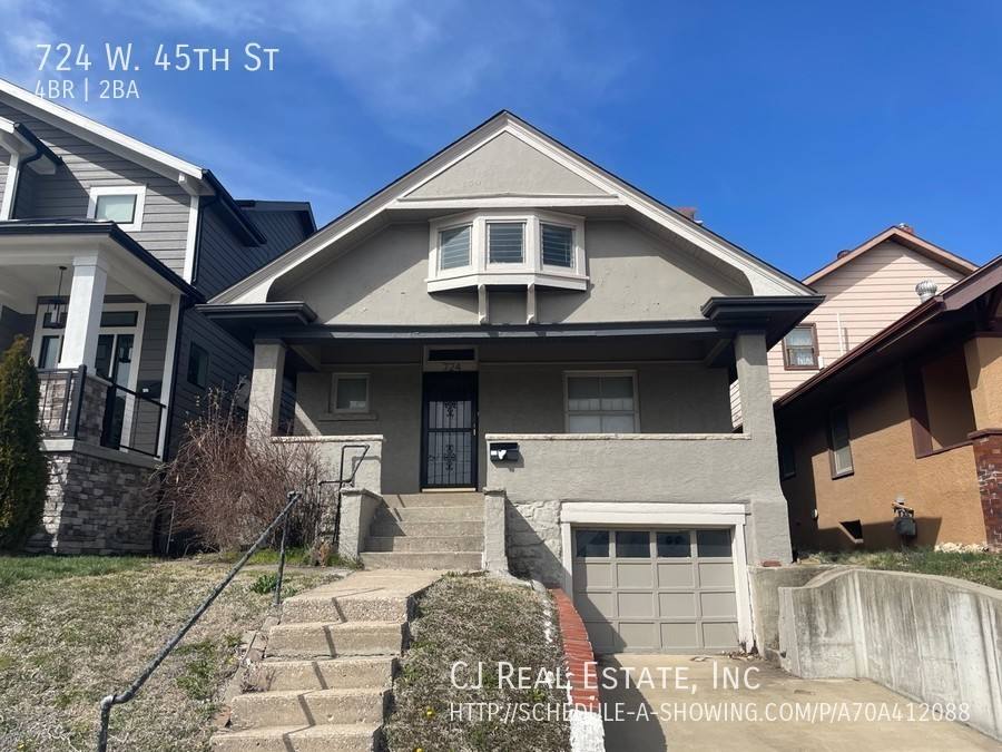 House for rent at 724 W 45th St, Kansas City, MO 64111