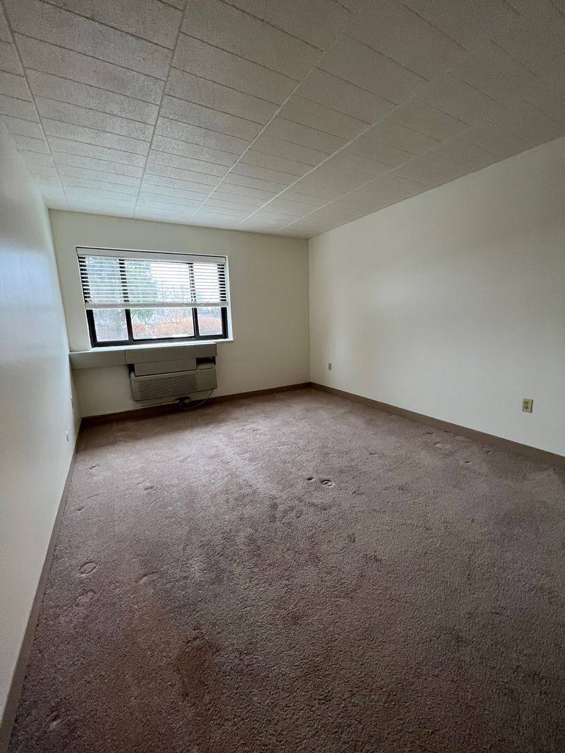Apartment for rent at 236 Wayne St, New Kensington, PA 15068