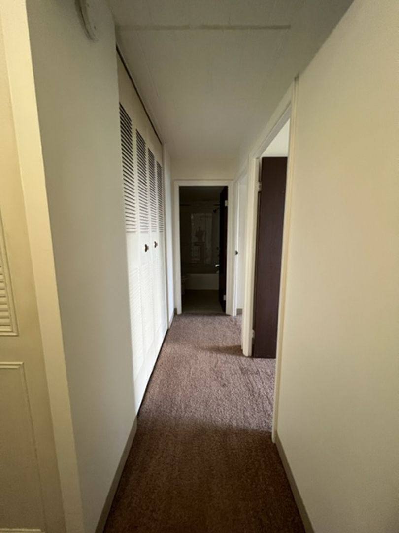 Apartment for rent at 236 Wayne St, New Kensington, PA 15068