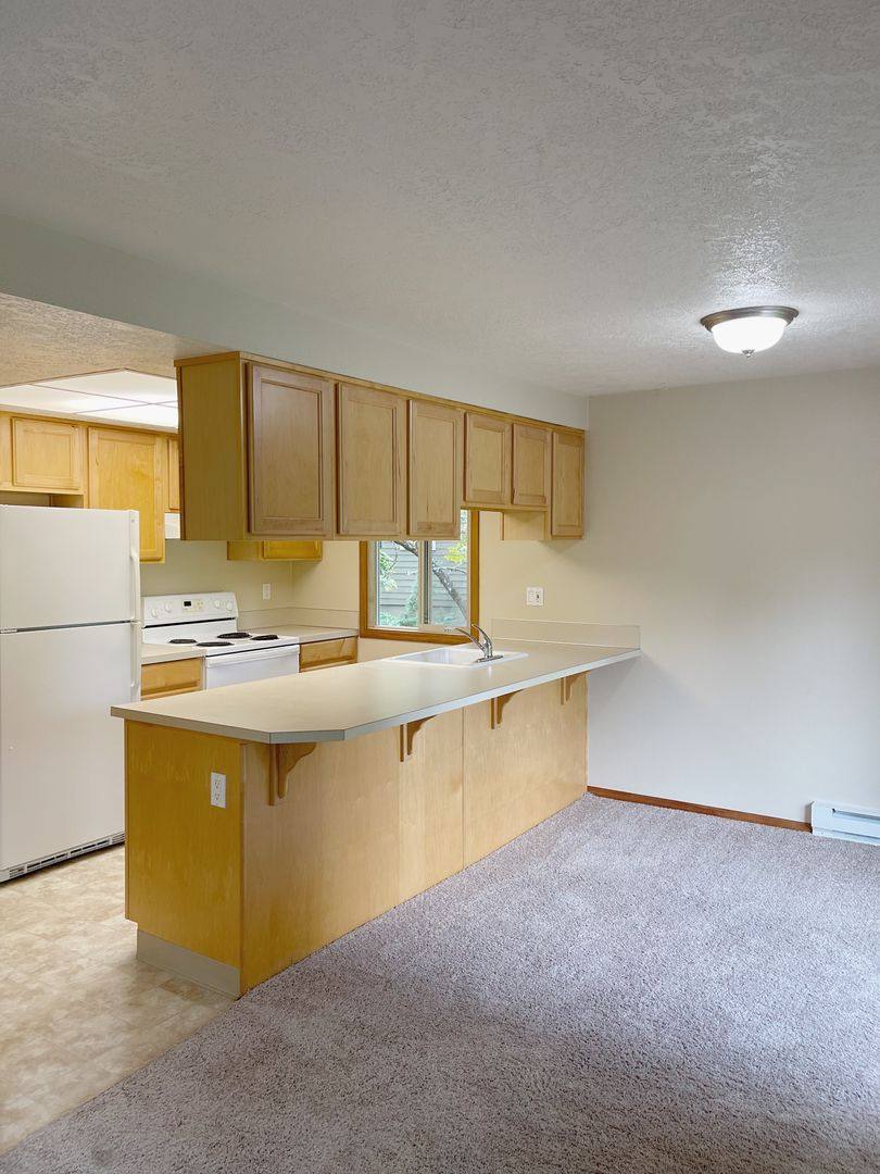 Apartment for rent at 1908 SW Roxbury Ave, Portland, OR 97225