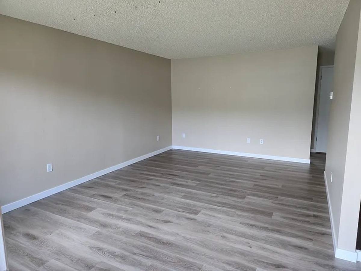 Apartment for rent at 11534 - 11540 Greenwood Ave N, Seattle, WA 98133