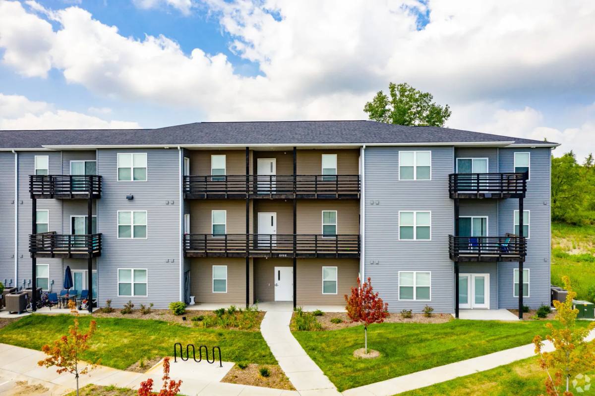 Apartment for rent at 9451 Vernon Plaza, Omaha, NE 68122