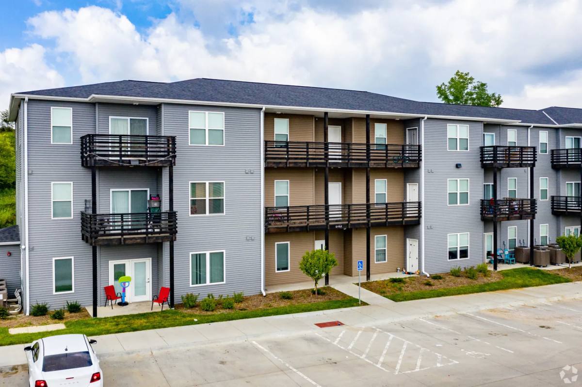 Apartment for rent at 9451 Vernon Plaza, Omaha, NE 68122