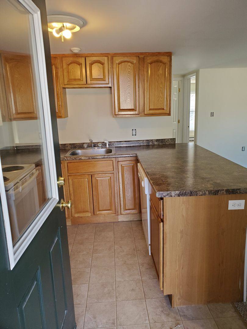 Apartment for rent at 12 Salmon St, Newmarket, NH 03857