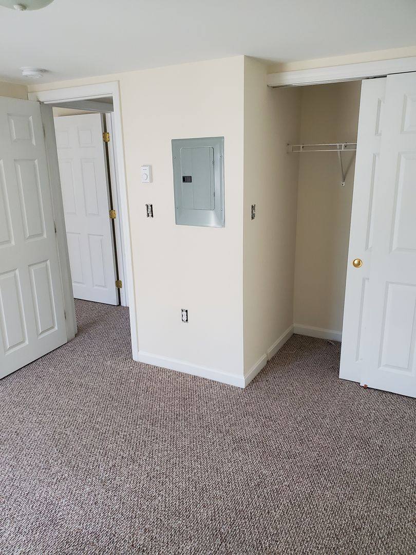 Apartment for rent at 12 Salmon St, Newmarket, NH 03857