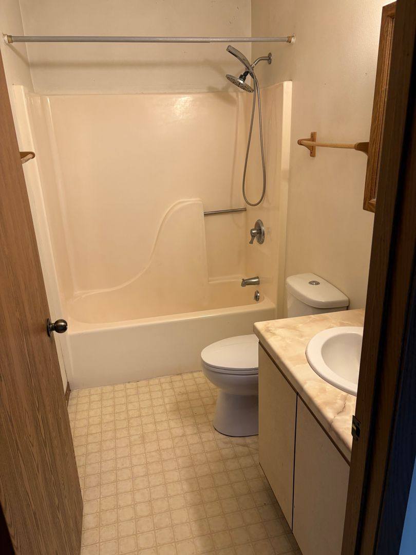 Apartment for rent at 604 Hollywood Dr, Merrill, WI 54452