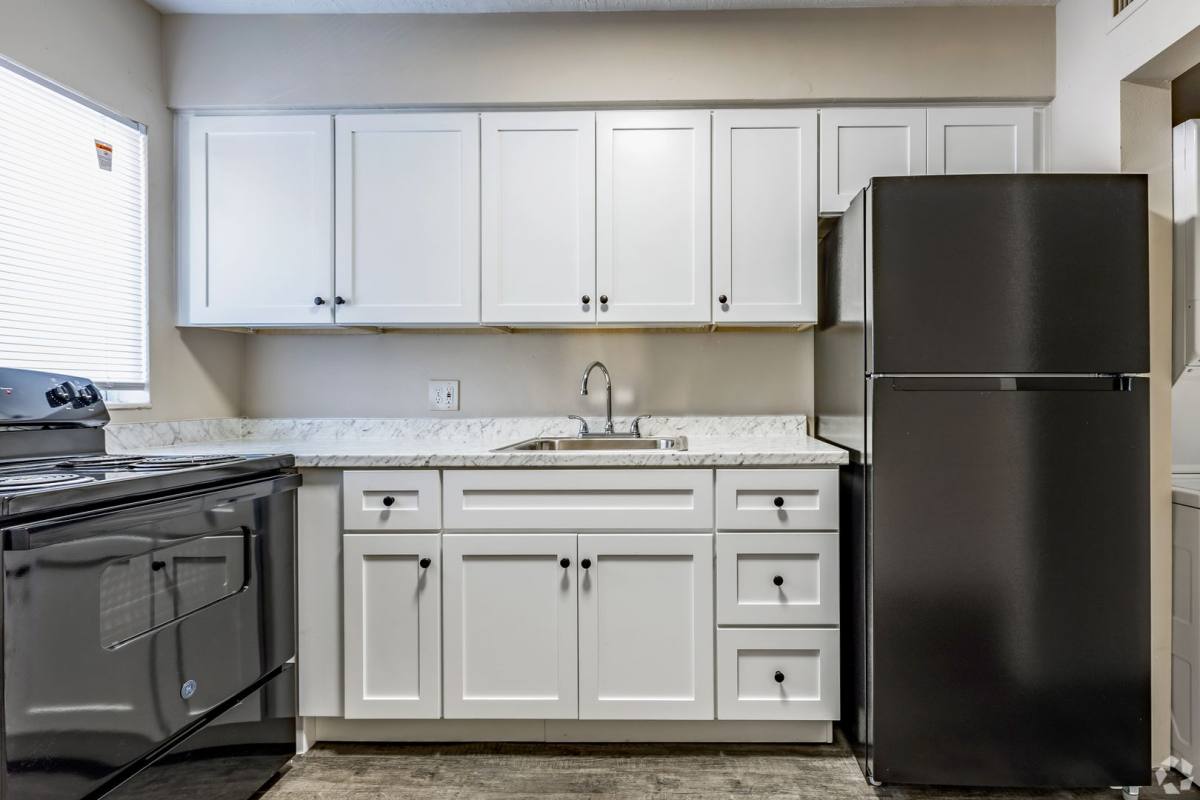 Apartment for rent at 4000 58th St N, Saint Petersburg, FL 33709