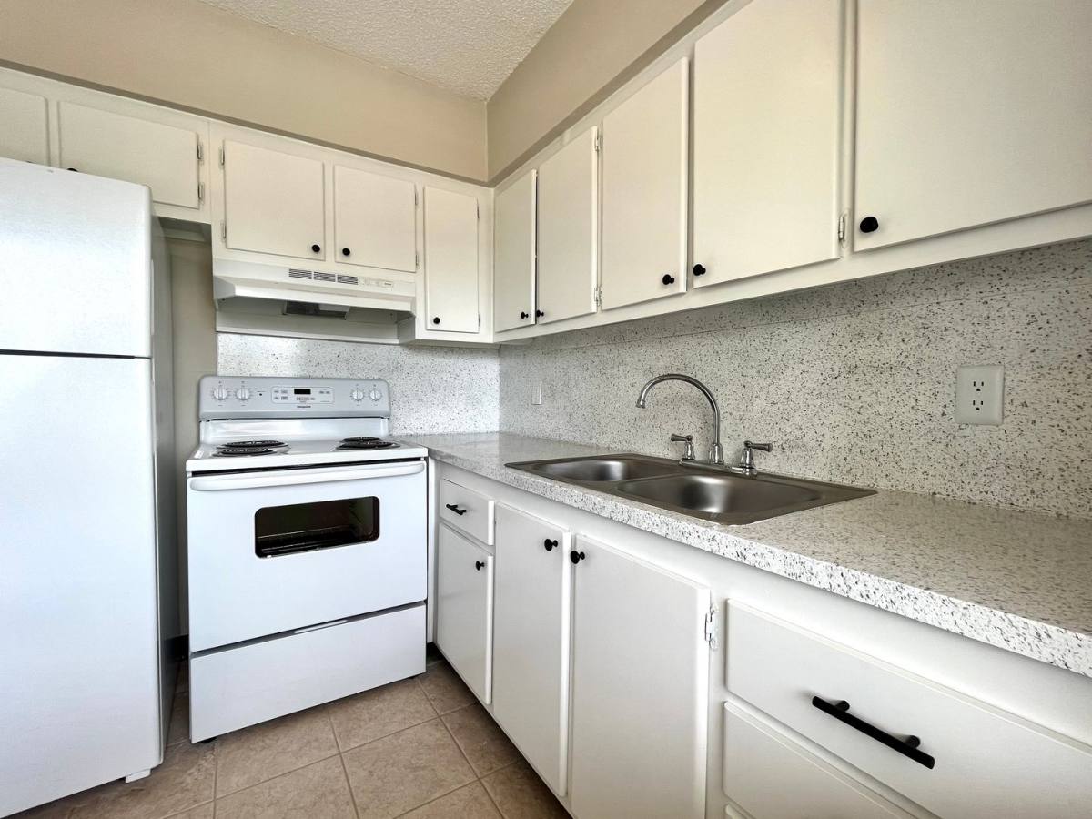 Apartment for rent at 600 76th Ave N, Saint Petersburg, FL 33702
