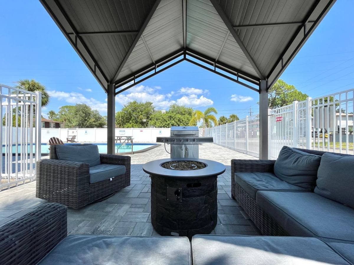 Apartment for rent at 600 76th Ave N, Saint Petersburg, FL 33702
