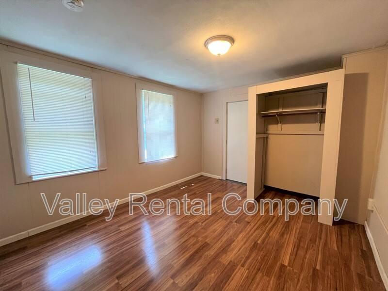 Apartment for rent at 46 Old Amherst Rd #4, Sunderland, MA 01375
