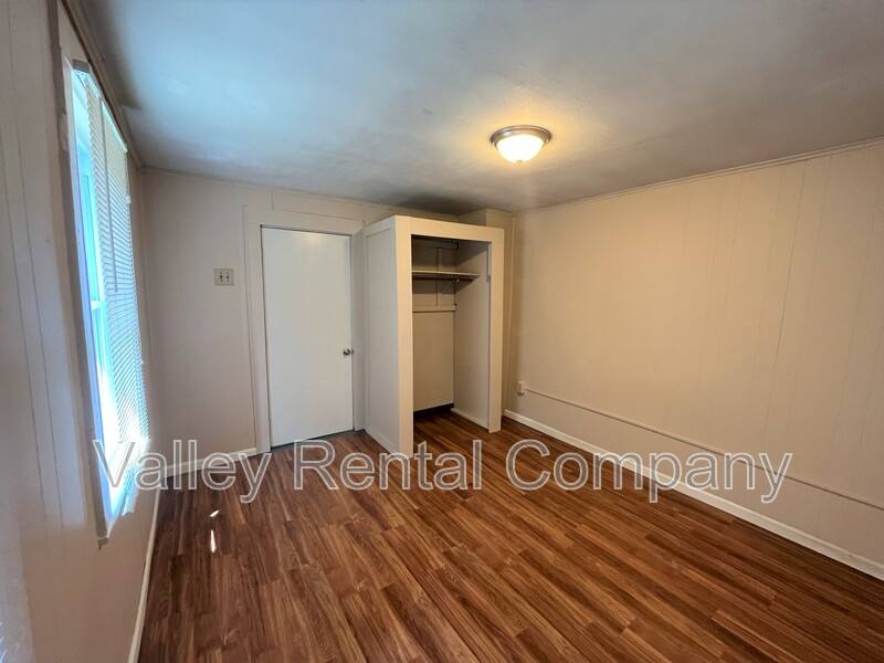 Apartment for rent at 46 Old Amherst Rd #4, Sunderland, MA 01375