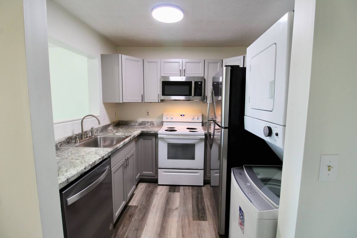 Condo for rent at 1380B Hunters Rd, Harrisonburg, VA 22801