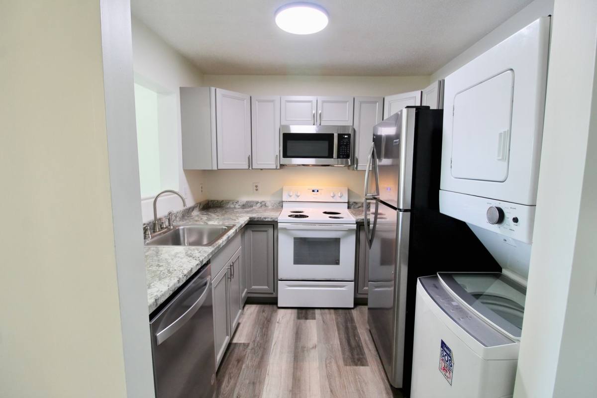 Condo for rent at 1380B Hunters Rd, Harrisonburg, VA 22801