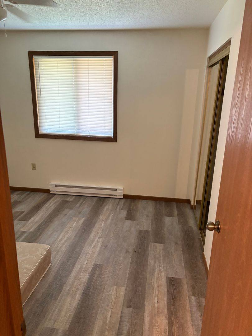 Apartment for rent at 600 Hollywood Dr, Merrill, WI 54452