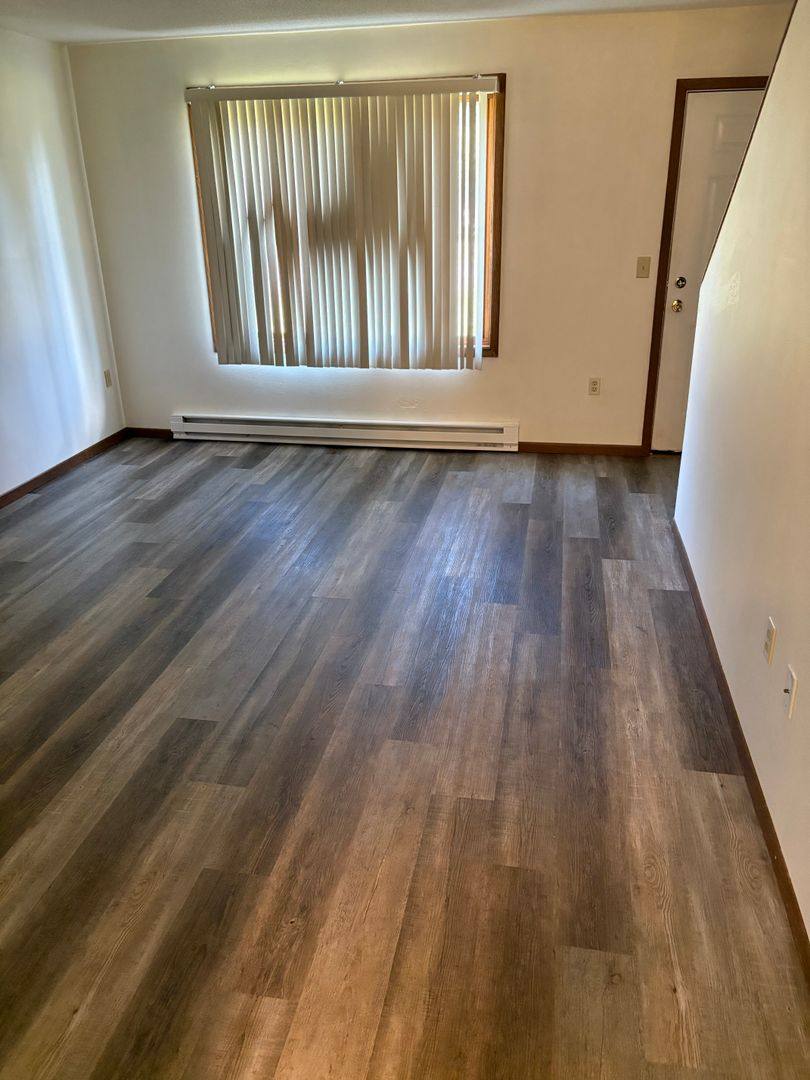 Apartment for rent at 600 Hollywood Dr, Merrill, WI 54452