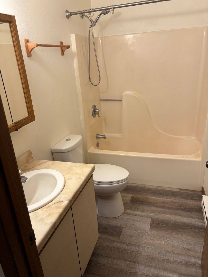 Apartment for rent at 600 Hollywood Dr, Merrill, WI 54452