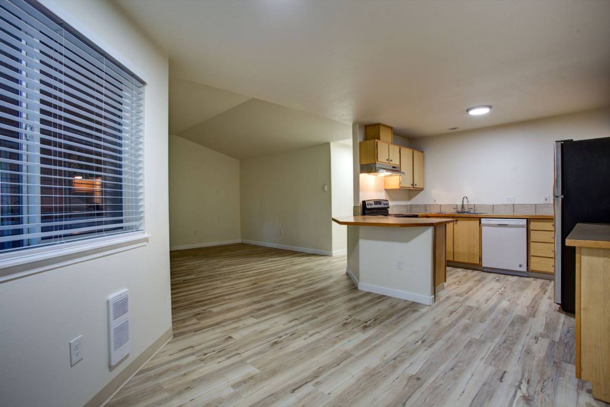 Apartment for rent at 5917 NE 58th St, Vancouver, WA 98661