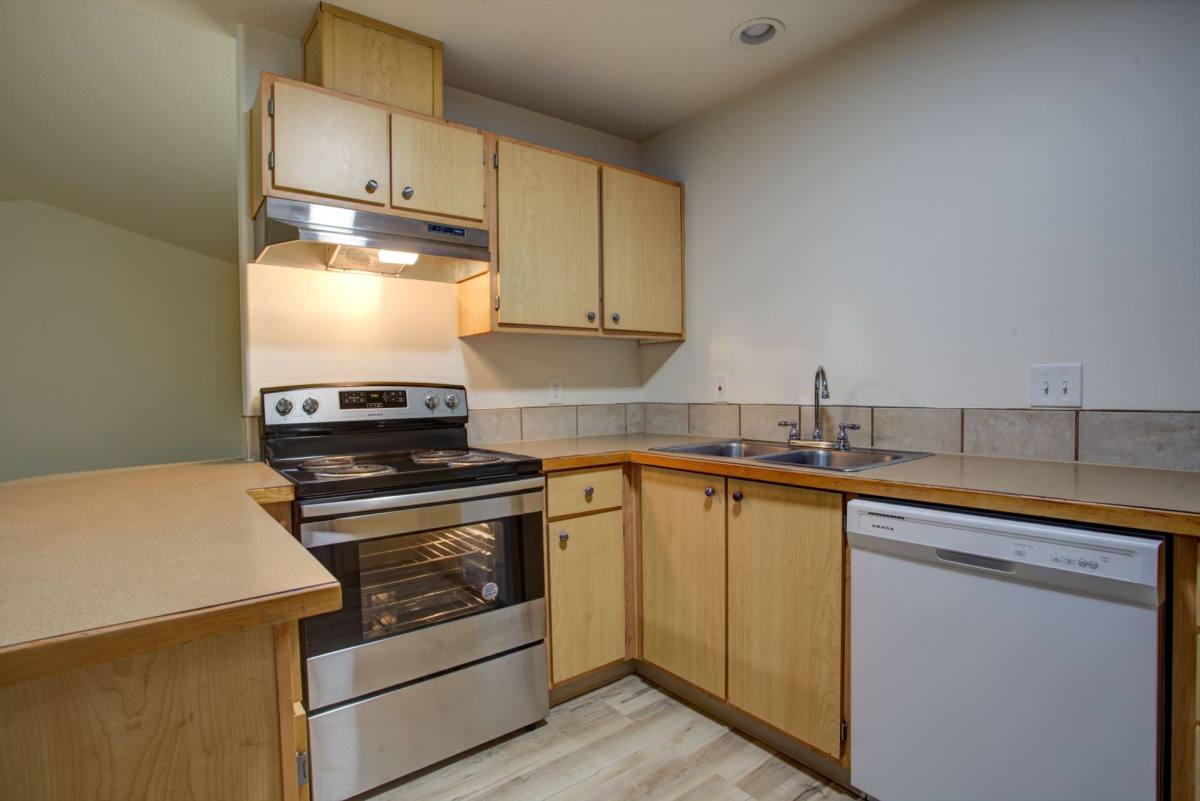 Apartment for rent at 5917 NE 58th St, Vancouver, WA 98661