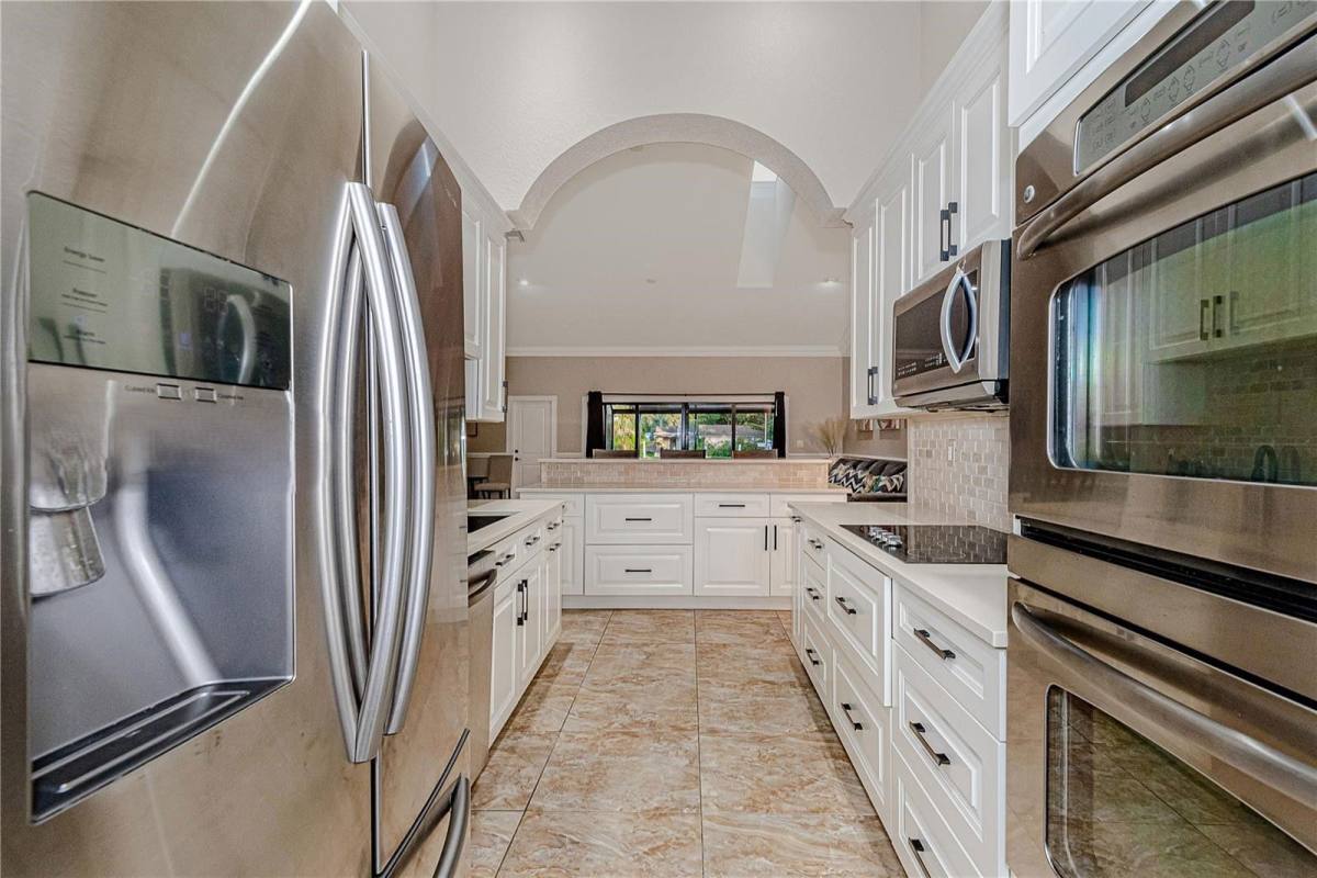 House for rent at 4732 SW 35th Ave, Fort Lauderdale, FL 33312