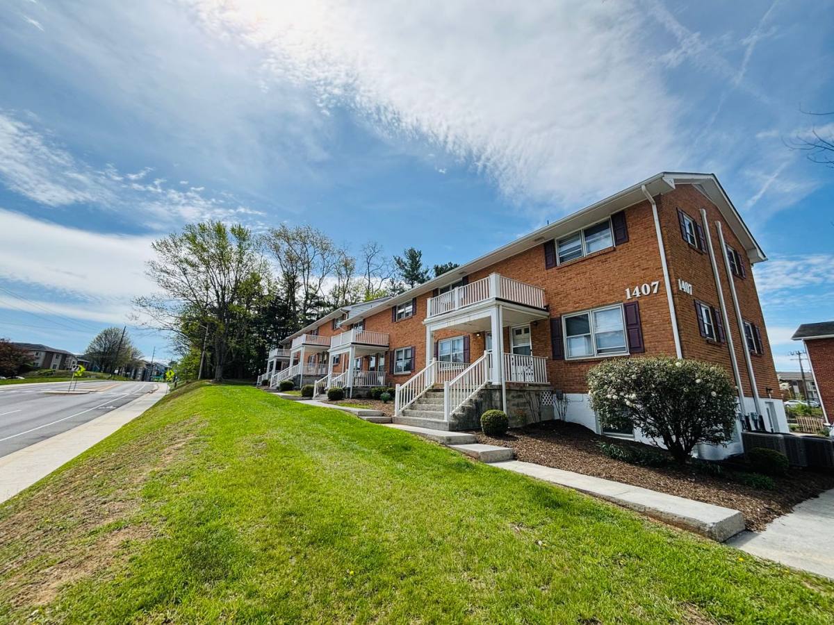 Apartment for rent at 1407 Toms Creek Rd #9, Blacksburg, VA 24060