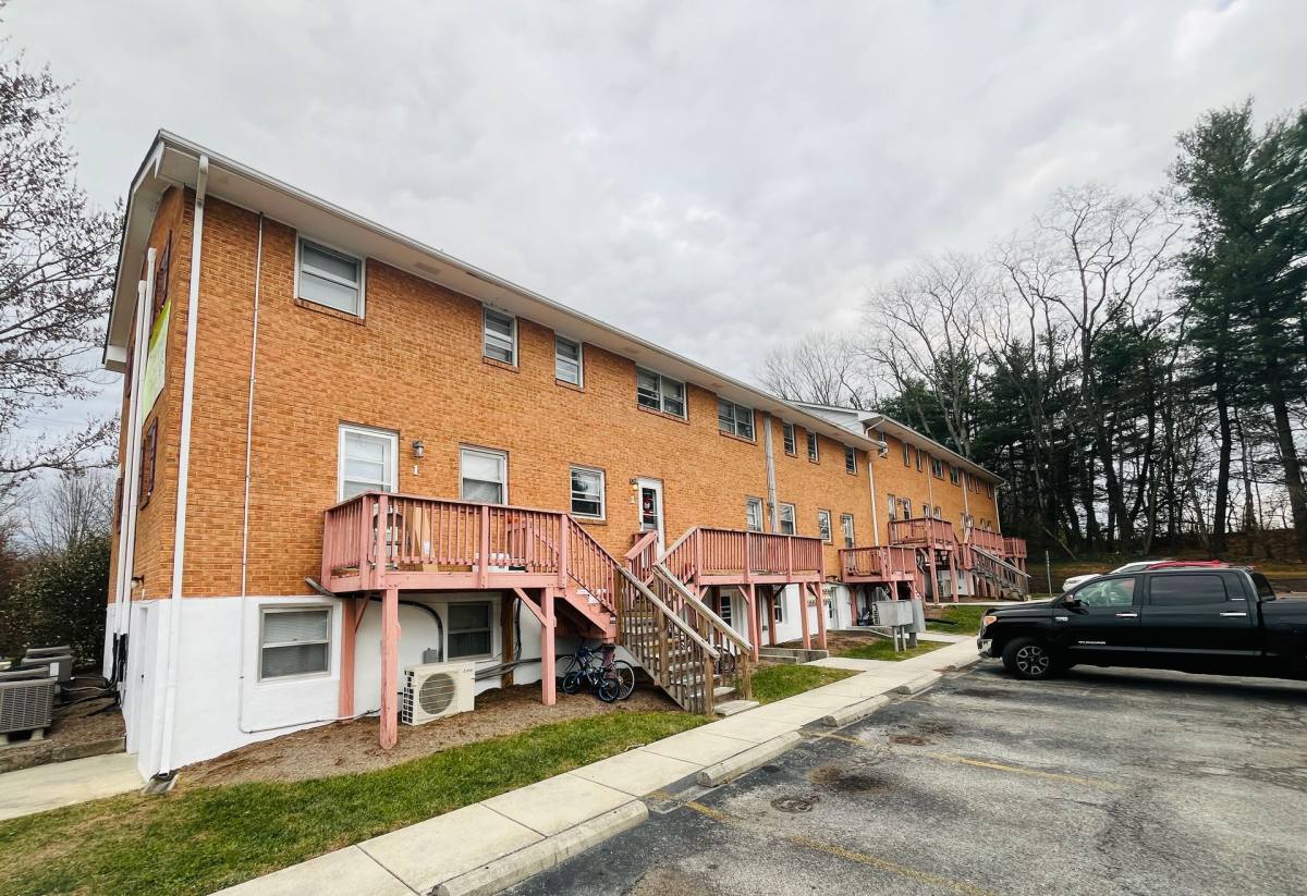 Apartment for rent at 1407 Toms Creek Rd #9, Blacksburg, VA 24060