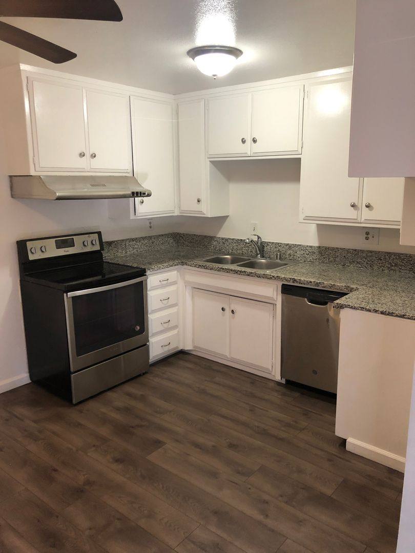 Apartment for rent at 1141 43rd Ave, Sacramento, CA 95822