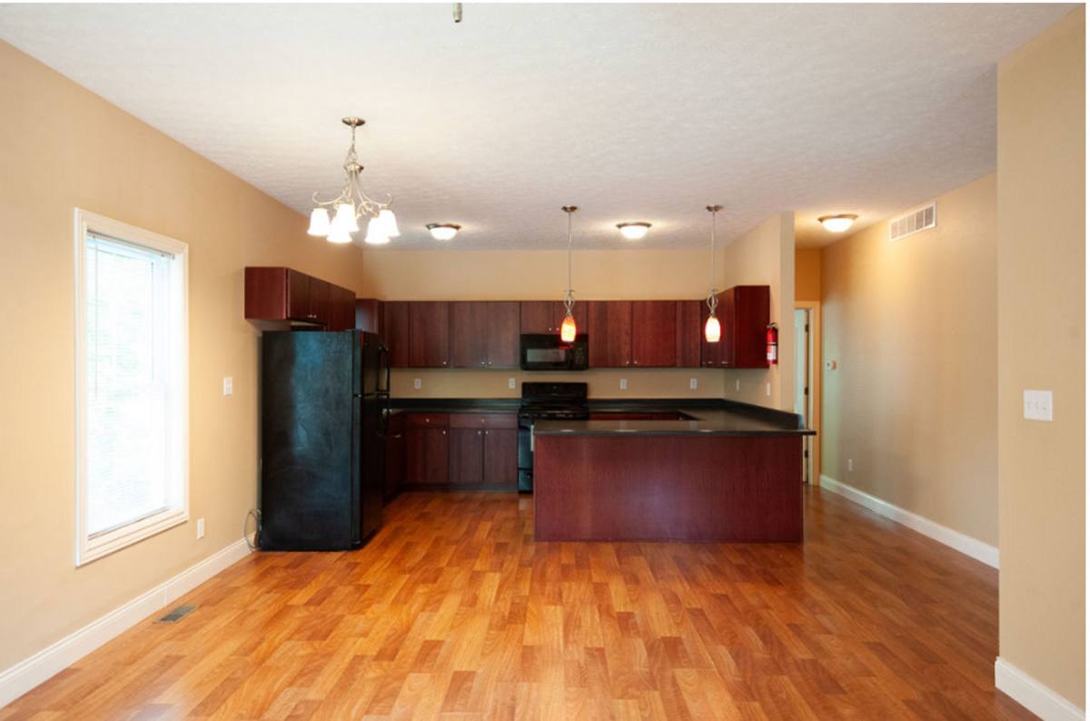 Apartment for rent at 103 E 16th, Bloomington, IN 47408