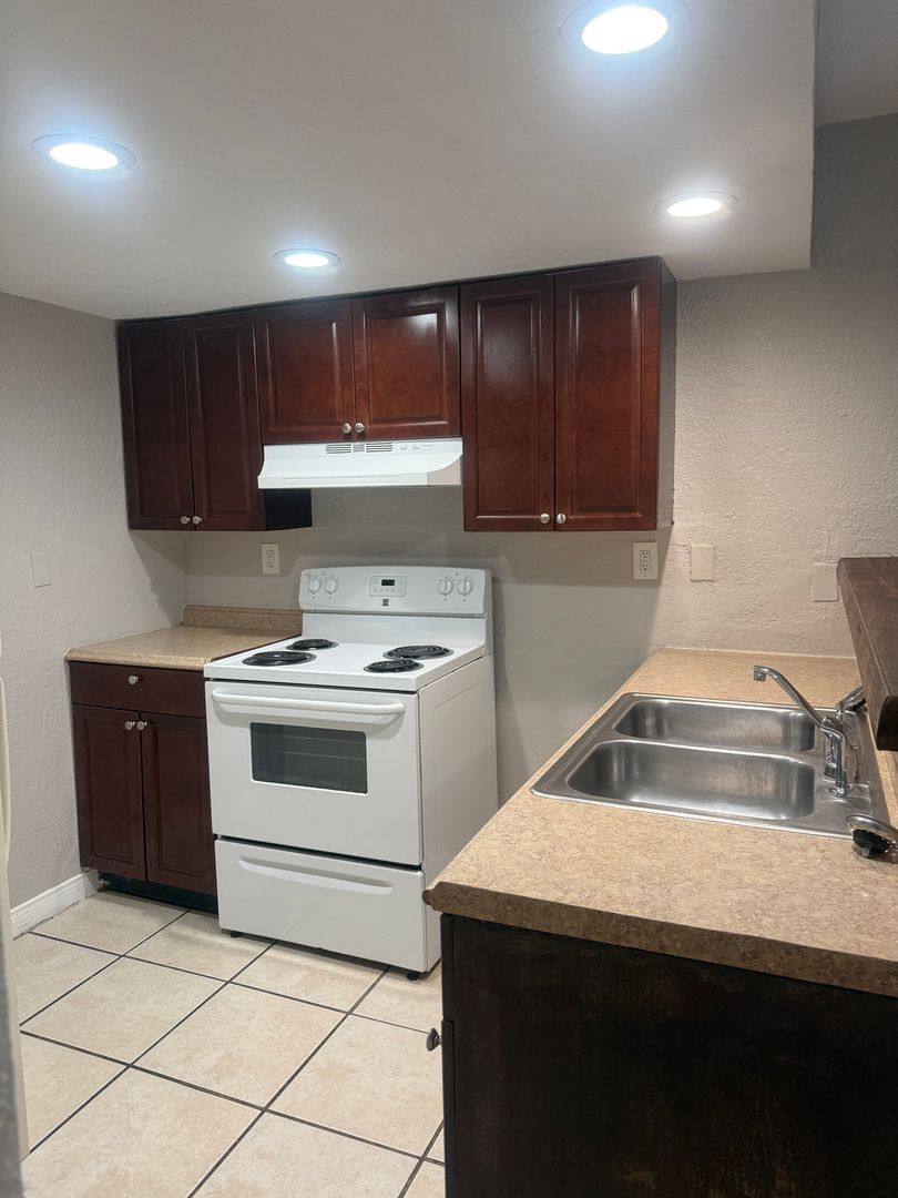 Apartment for rent at 1200 70th St N, Saint Petersburg, FL 33710