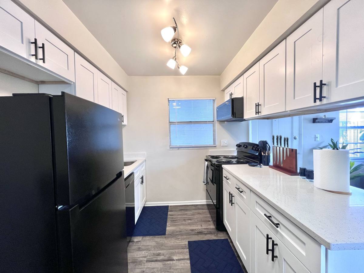 Apartment for rent at 4002 S Manhattan Ave, Tampa, FL 33611