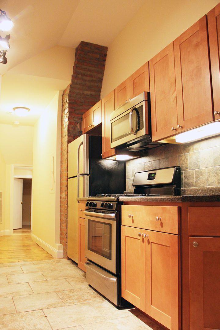 Apartment for rent at 162 N St, Burlington, VT 05401