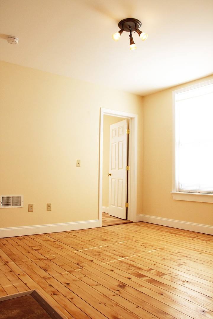Apartment for rent at 252 N St, Burlington, VT 05401