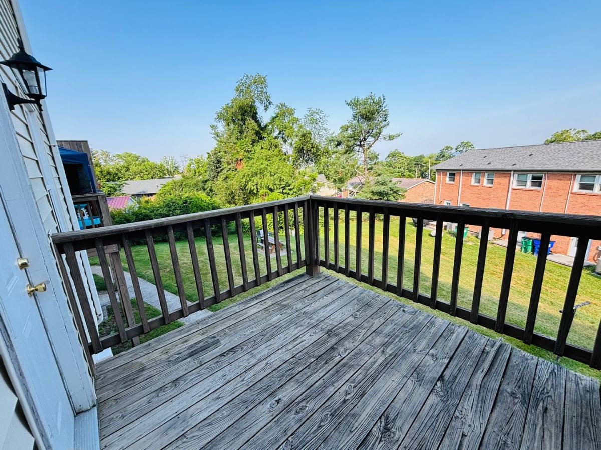 Apartment for rent at 717 Lee St, Blacksburg, VA 24060