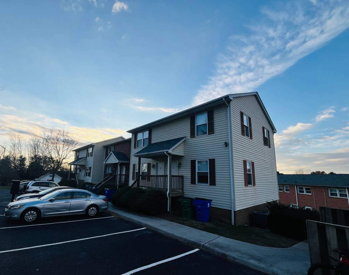 Apartment for rent at 717 Lee St, Blacksburg, VA 24060