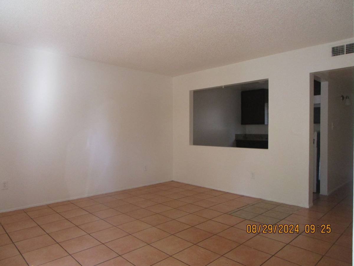 Apartment for rent at 3616 Micheli Court A-D, Bakersfield, CA 93309