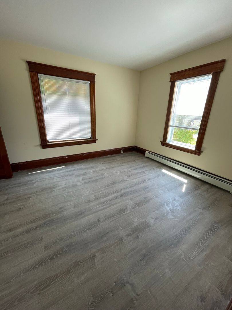 Apartment for rent at 17-19 Lafountain St, Burlington, VT 05401