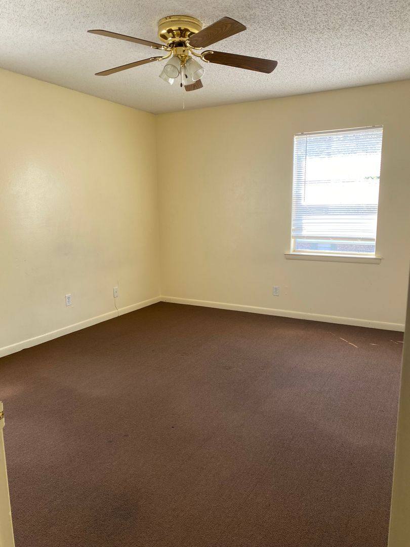 Apartment for rent at 292 W Claiborne St, Monroeville, AL 36460