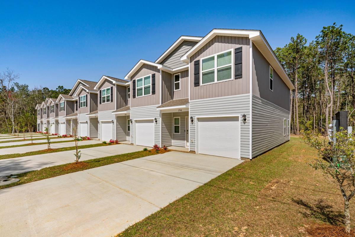 Townhouse for rent at 2795 Eula Rd, Biloxi, MS 39531