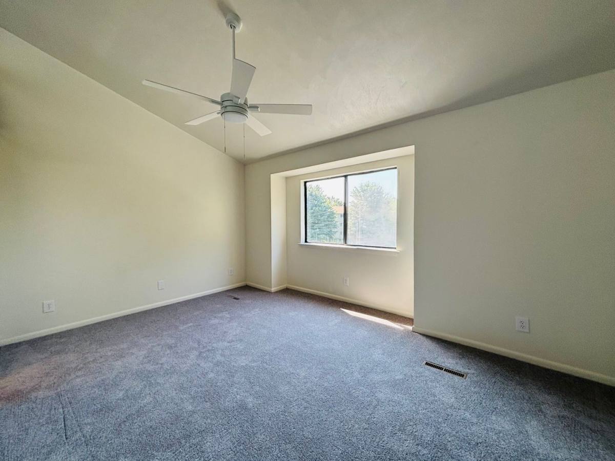 Townhouse for rent at 291 New Kent Rd, Blacksburg, VA 24060