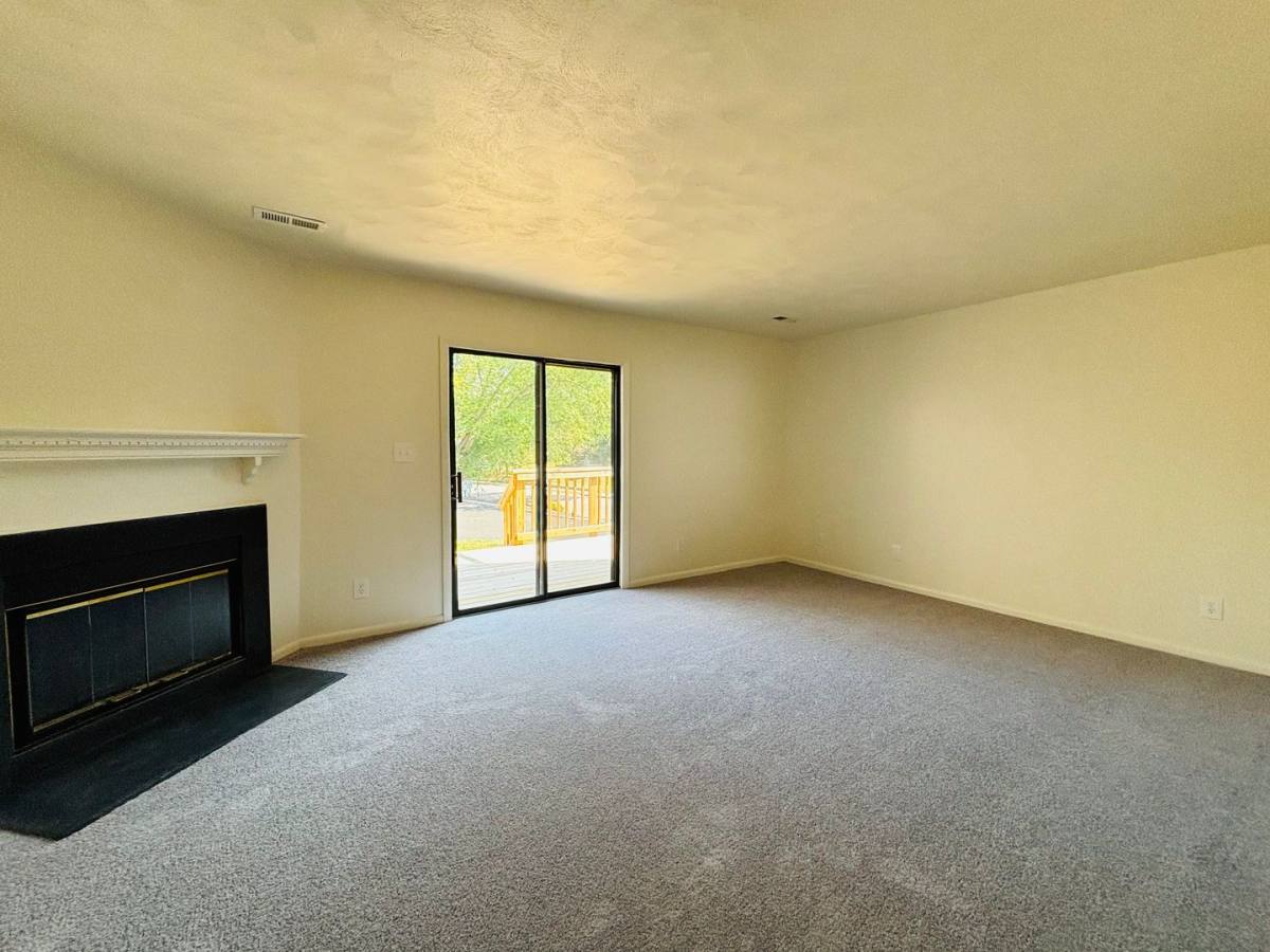 Townhouse for rent at 291 New Kent Rd, Blacksburg, VA 24060